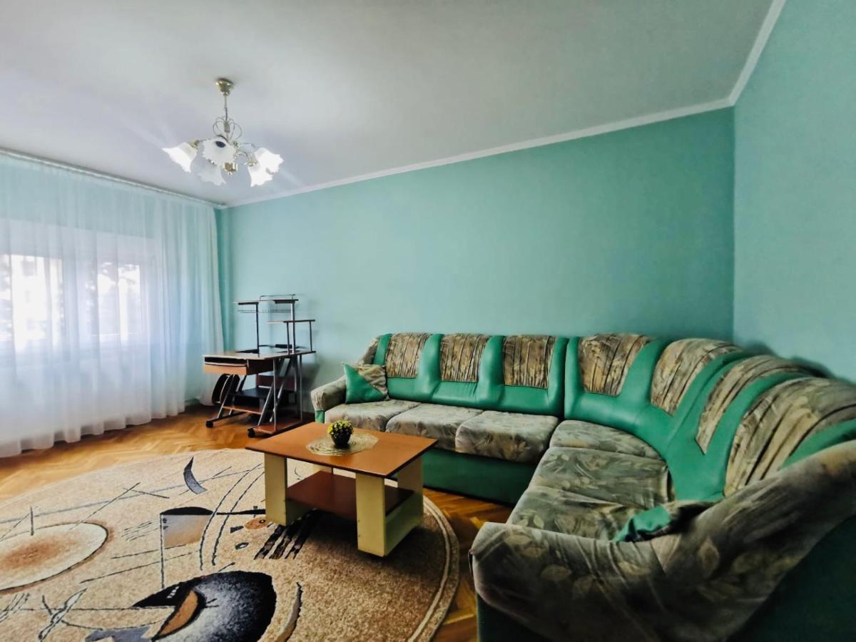 Anv Apartment Фегераш Екстер'єр фото